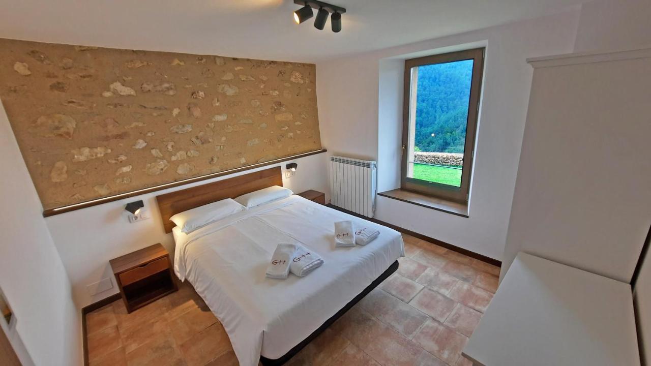 El Guitart - Turisme Rural Guest House Рипол Стая снимка